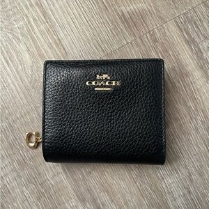 More Photos: NWT Coach Black Leather Wallet